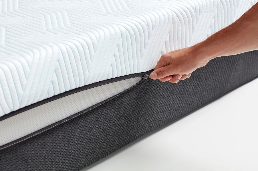 TEMPUR Pro® Plus SmartCool™ Mattress - Image 3