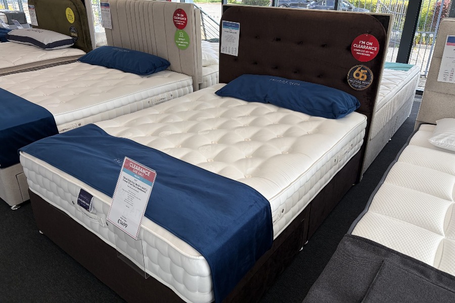 Naturally Prestige Avellino Comfort 3000 Package Deal
